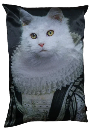 Sierkussen' Royal Cat White'