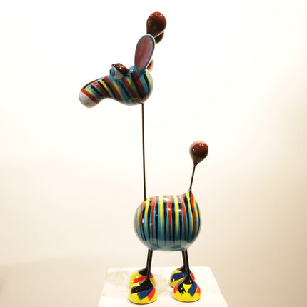 Beeld 'Crazy Giraffe' van Mia Coppola