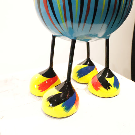 Beeld 'Crazy Giraffe' van Mia Coppola
