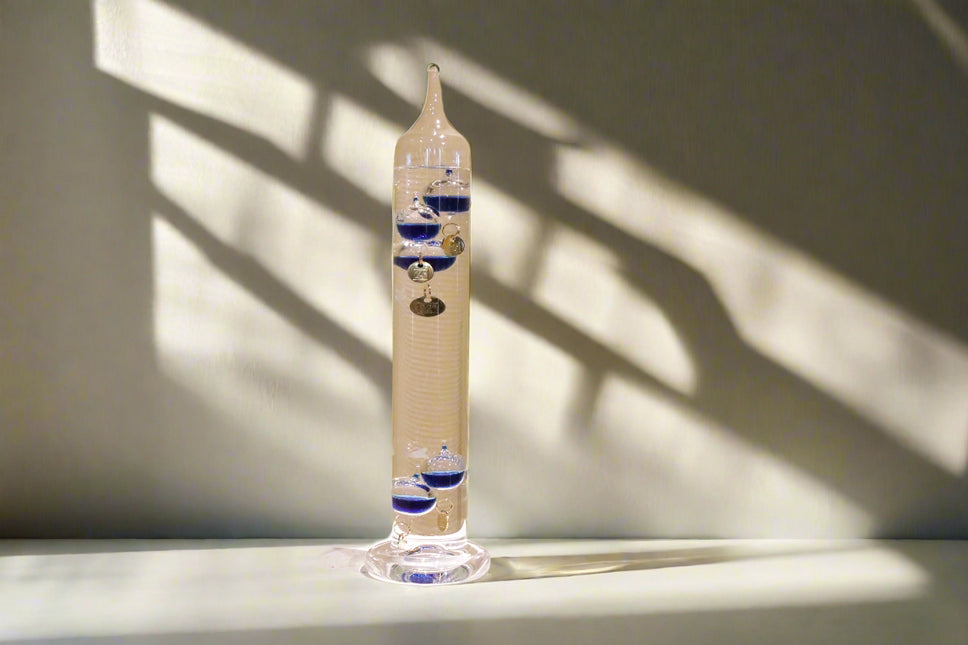 Beeld 'Galileo Thermomter'