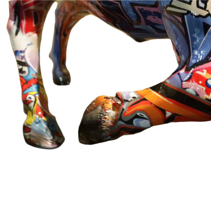 Beeld 'Street Art Bull'