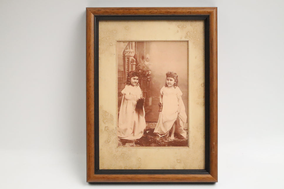 Poster achter glas 'Zusjes'