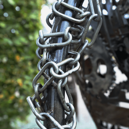 Beeld 'Iron Stallion'