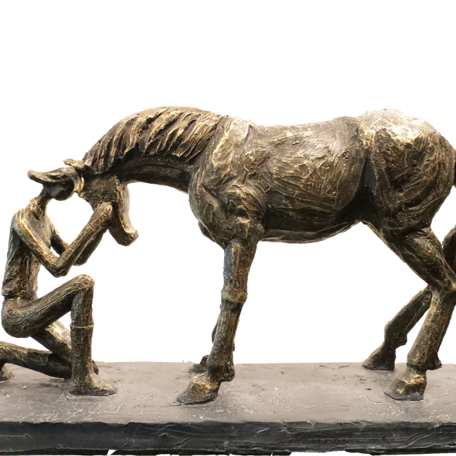 Sculptuur 'Paard met vrouw'