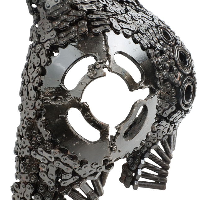 Sculptuur 'Chain Torso'