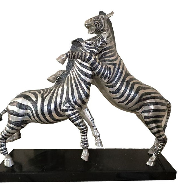 Beeld 'Vechtende zebra's'