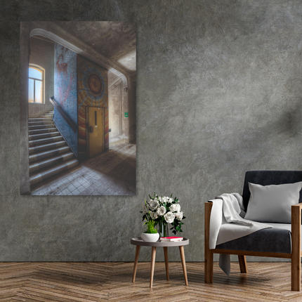 Aluart schilderij 'Kleurrijke liftschacht'