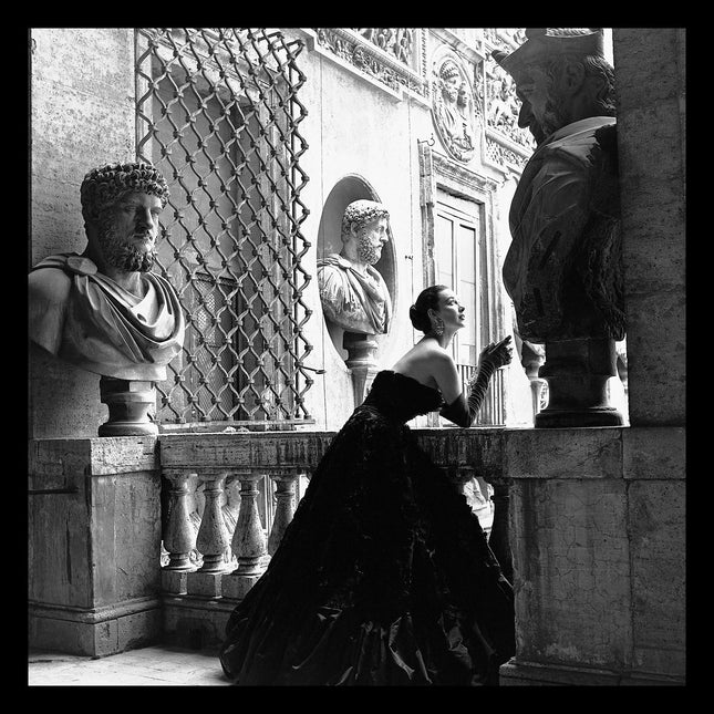 Ingelijste poster 'Evening Dress, Roma, 1952'