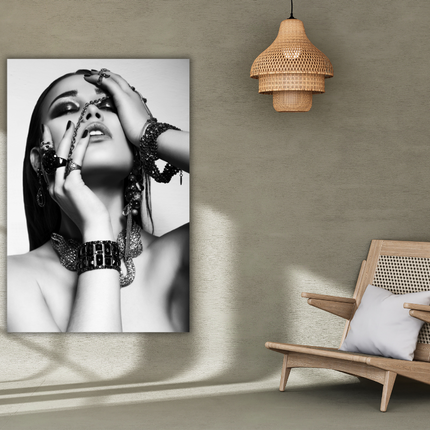 Aluart schilderij 'Black Jewellery'