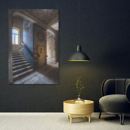 Aluart schilderij 'Kleurrijke liftschacht'