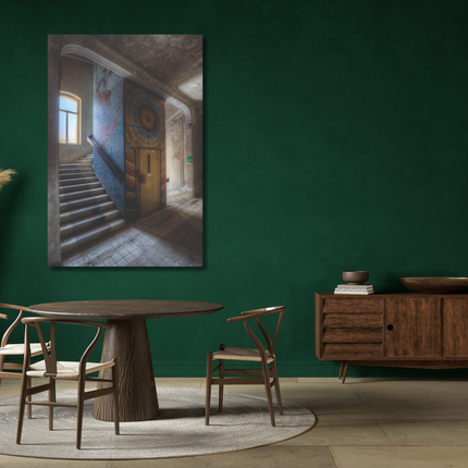 Aluart schilderij 'Kleurrijke liftschacht'