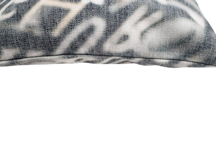 Sierkussen 'Letters'