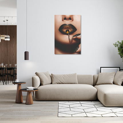 Aluart schilderij 'Golden lips with chain'