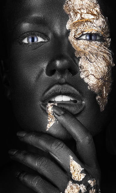 Aluart schilderij 'Golden Mystery Woman'