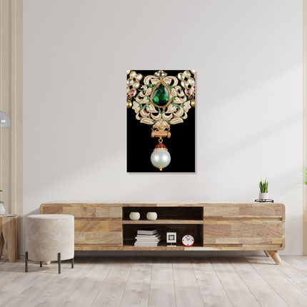 Aluart schilderij 'Close-up of Necklace'