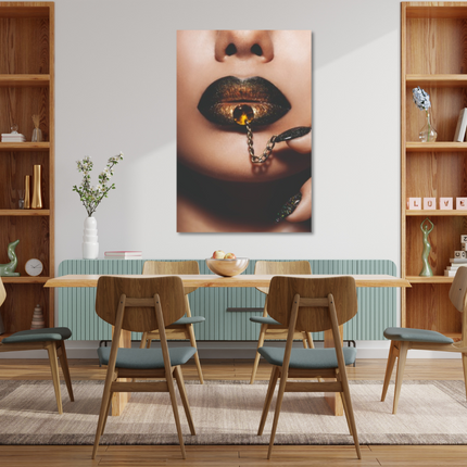 Aluart schilderij 'Golden lips with chain'