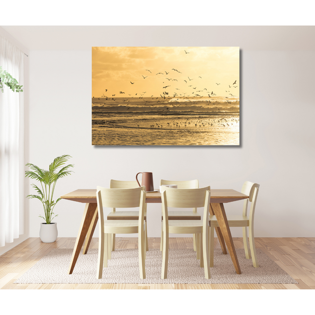 Aluart schilderij 'Zonsondergang met vliegende meeuwen'