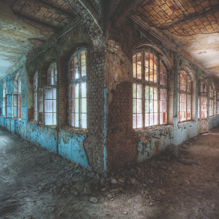 Aluart schilderij 'Verlaten sanatorium'