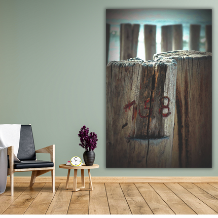 Aluart schilderij 'De strandpalen'