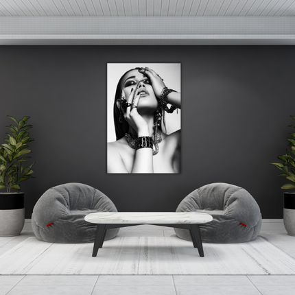 Aluart schilderij 'Black Jewellery'