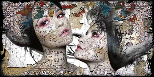 Leather dibond schilderij 'The two stronger women'