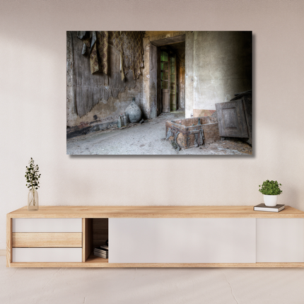 Aluart schilderij 'LaCour - Deur met Wandtextiel'