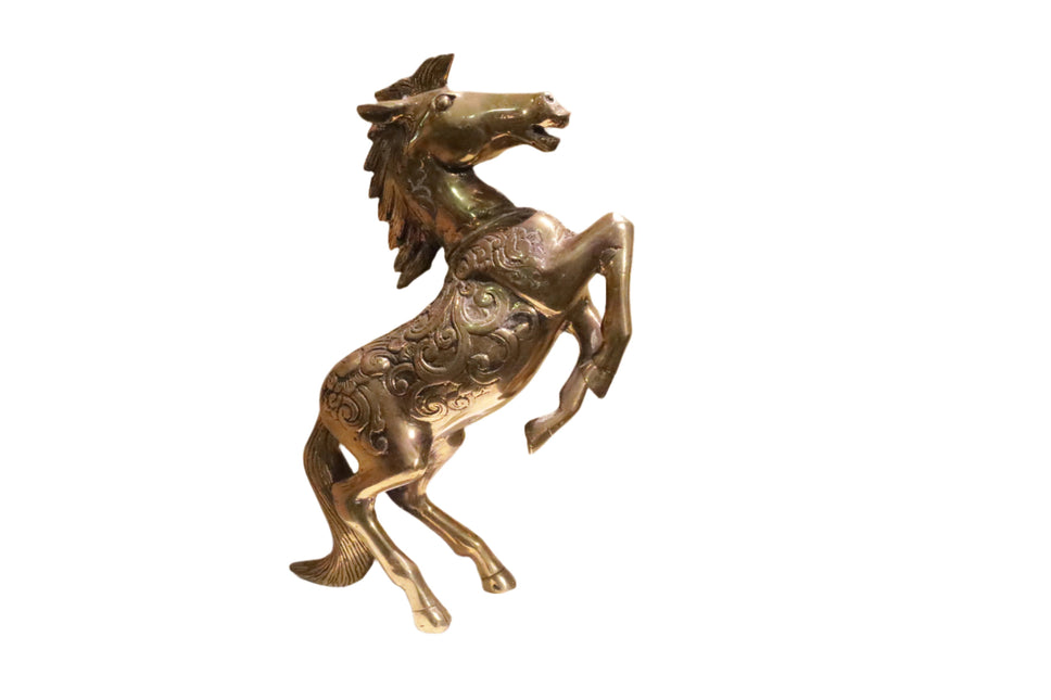 Beeld 'Golden Stallion'